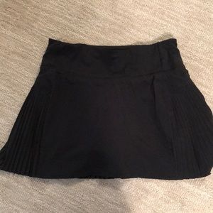 Athleta workout skirt with pleats